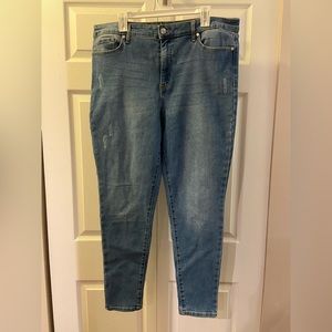 Nine West super skinny jeans. Size 18. Medium wash